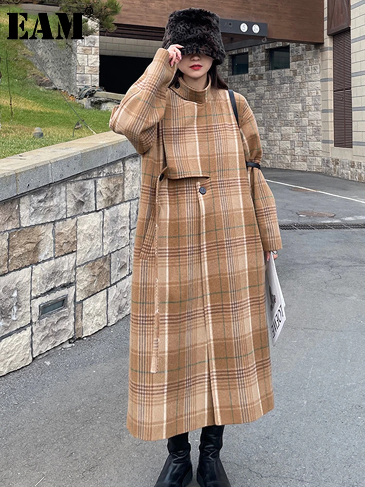 

[EAM] Loose Fit Camel Plaid Big Size Elegant Woolen Coat Parkas New Long Sleeve Women Fashion Tide Autumn Winter 2022 1DE5872