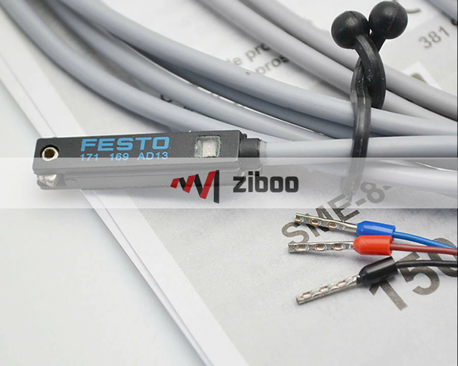FESTO SME-8-K-LED-24 Бесконтактный переключатель 150855 новый. |
