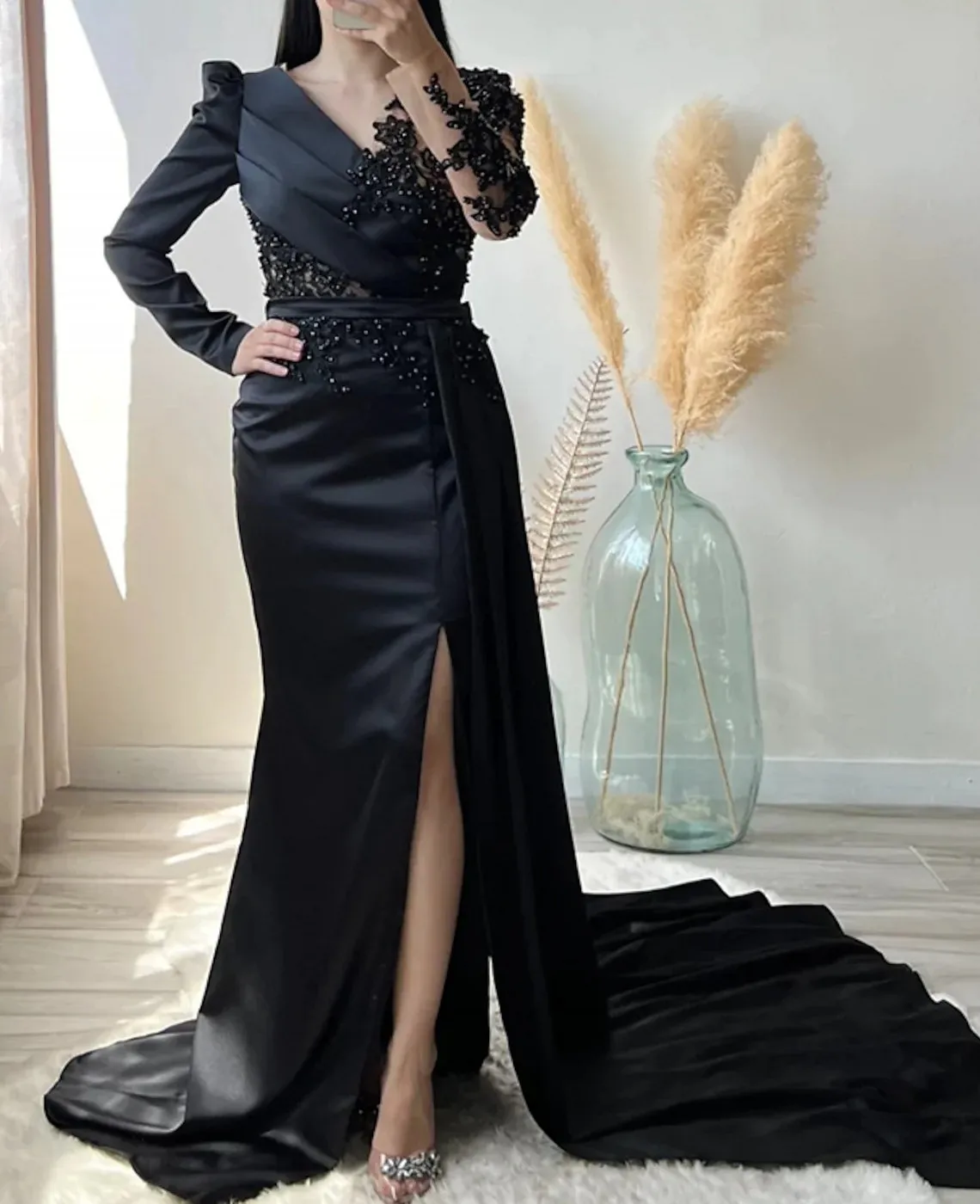 

Black Mermaid Prom Dresses 2023 Long Sleeve V Neck Beads Slit Appliques Formal Evening Gowns Arabic Pageant Vestido Fiesta Noche