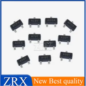 5Pcs/Lot New original LM385M3X-2.5 silk screen R12 patch SOT-23 reference voltage IC chip configuration