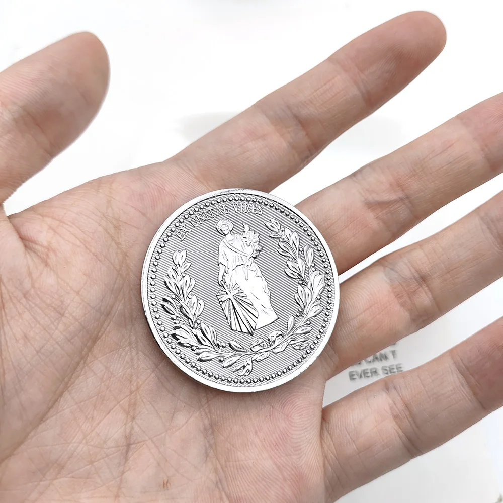 

Movie John Wick: Chapter 4 Keychain Coin Cosplay John Wick Keanu Reeves Men Women Coins Jewelry Collection Decorative Accessorie