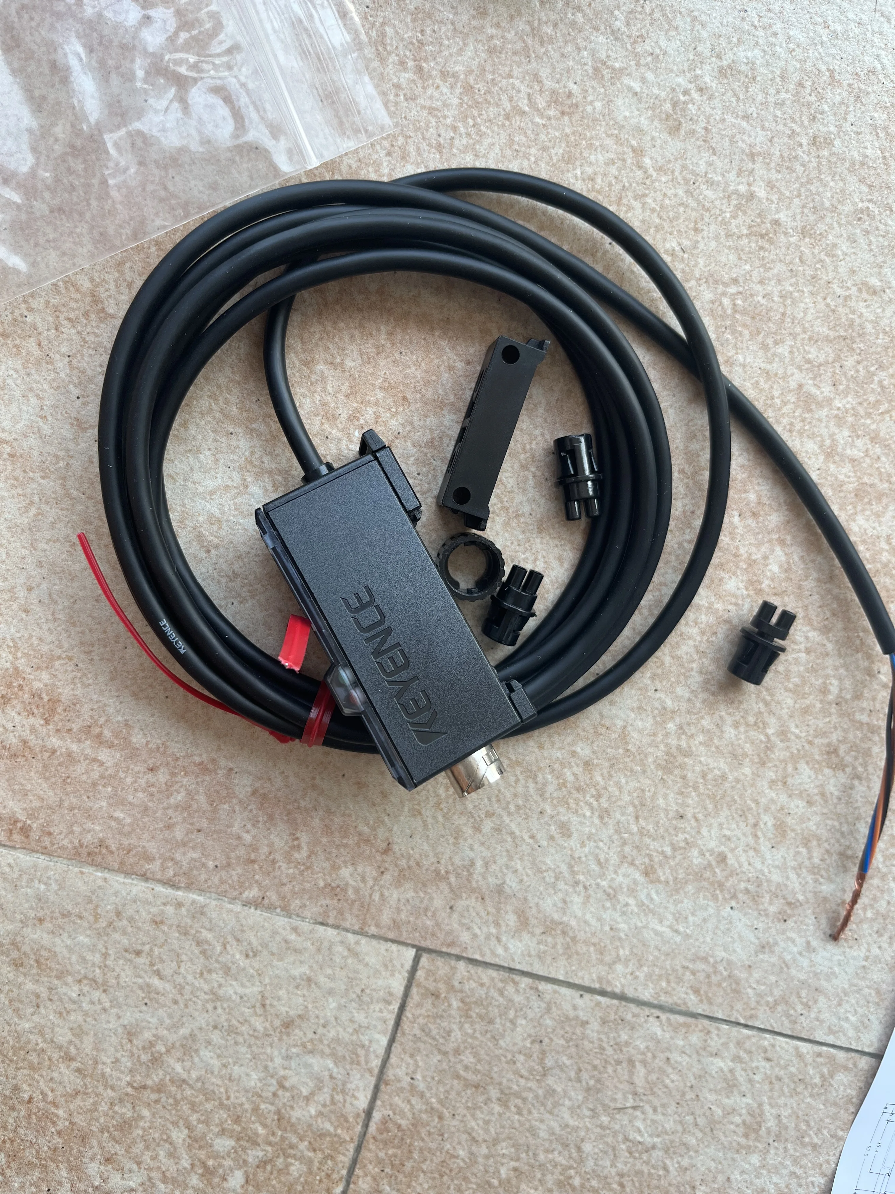 

Photoelectric switch FS2-60P fiber amplifier KEYENCE