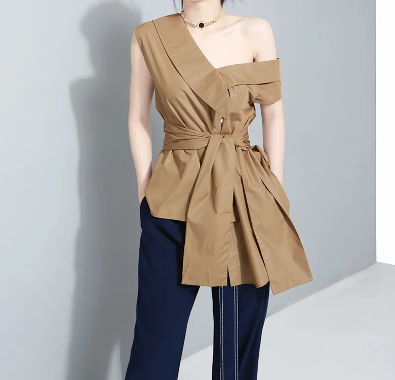 2023 New product design sense sleeve binding big bow irregular oblique shoulder clothes women's shirt