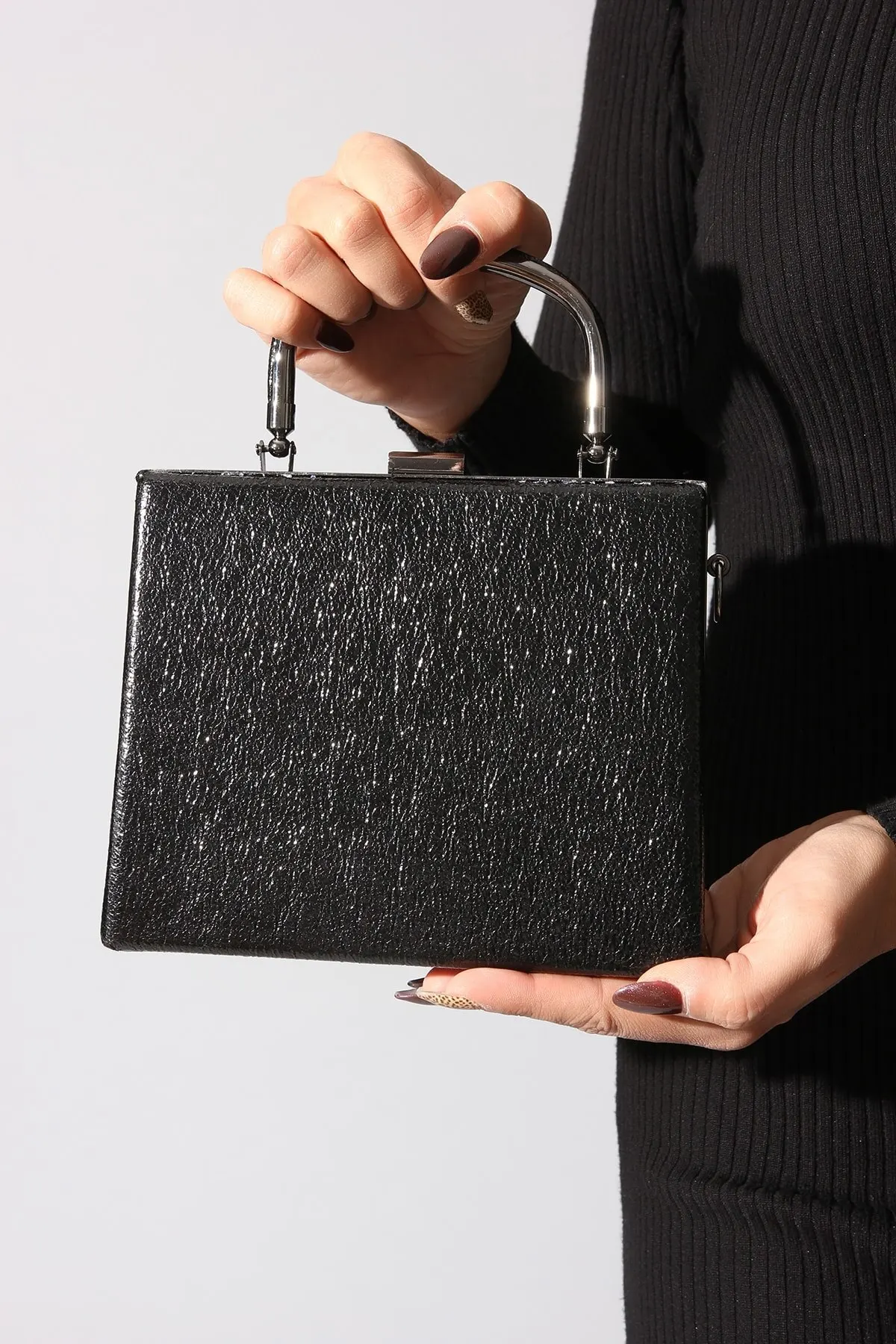 

Fashion Style Black women's Evening Bags