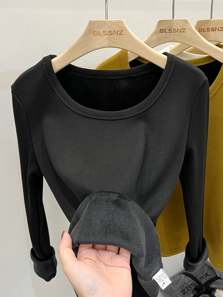 Утолщенная нижняя рубашка на флисовой подкладке с низким круглым вырезом