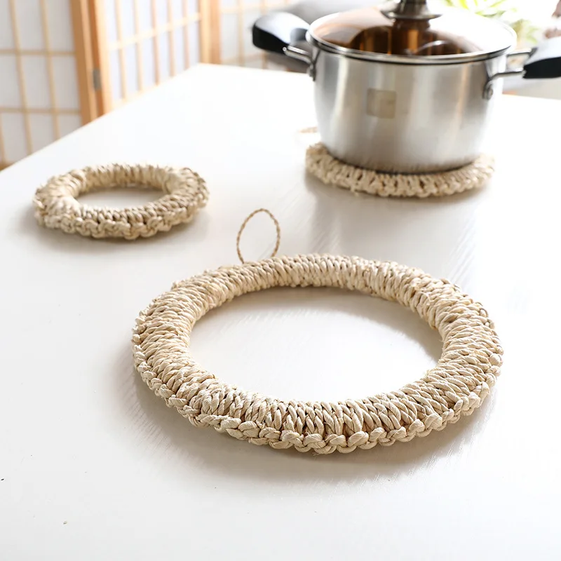 

Straw Pot Mat Corn Leaf Weaving Handmade Place Mat Corn Husk Rope Potholder Country Style Straw Plant Mat Home Decoration Crafts