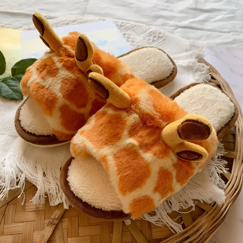 

2022 European and American women winter warm lovely deer home slippers 3354