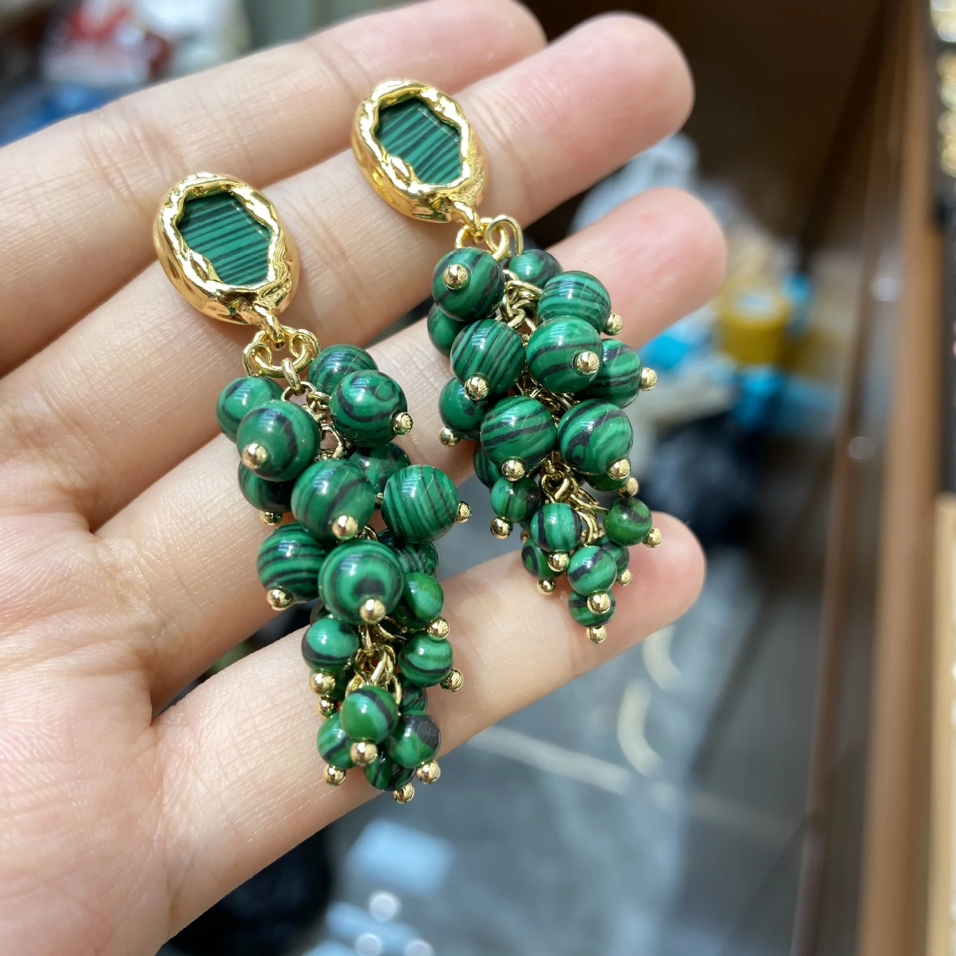 Средневековые малахитовые серьги с виноградной нитью в стиле ретро легкие