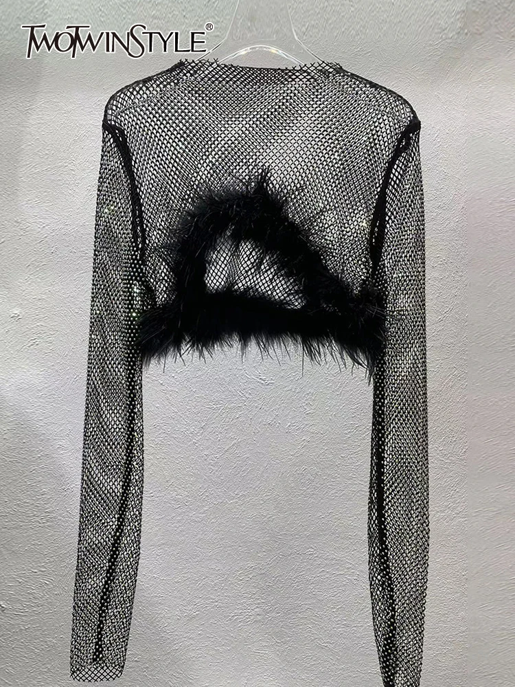 

TWOTWINSTYLE Diamonds T Shirt For Women Round Neck Long Sleeve Patchwork Feathers Solid T Shirts Female Autumn Clothing Fashion