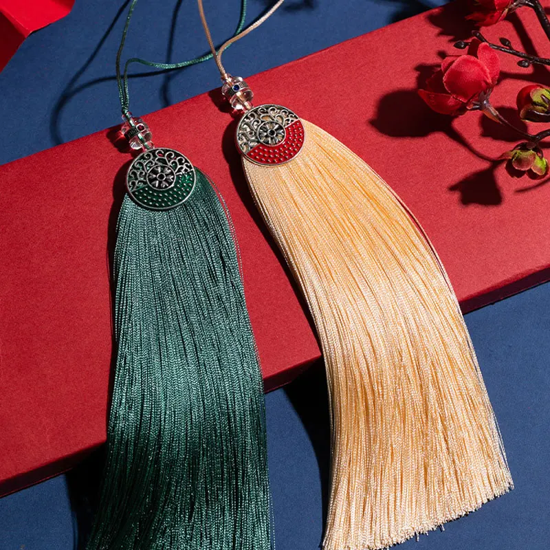 1PC 15cm Tibetan Honeysuckle Tassel Silk Tassel Fringe Curtains DIY Crafts Tassel Finding Pendants Jewelry Making Accessories images - 6