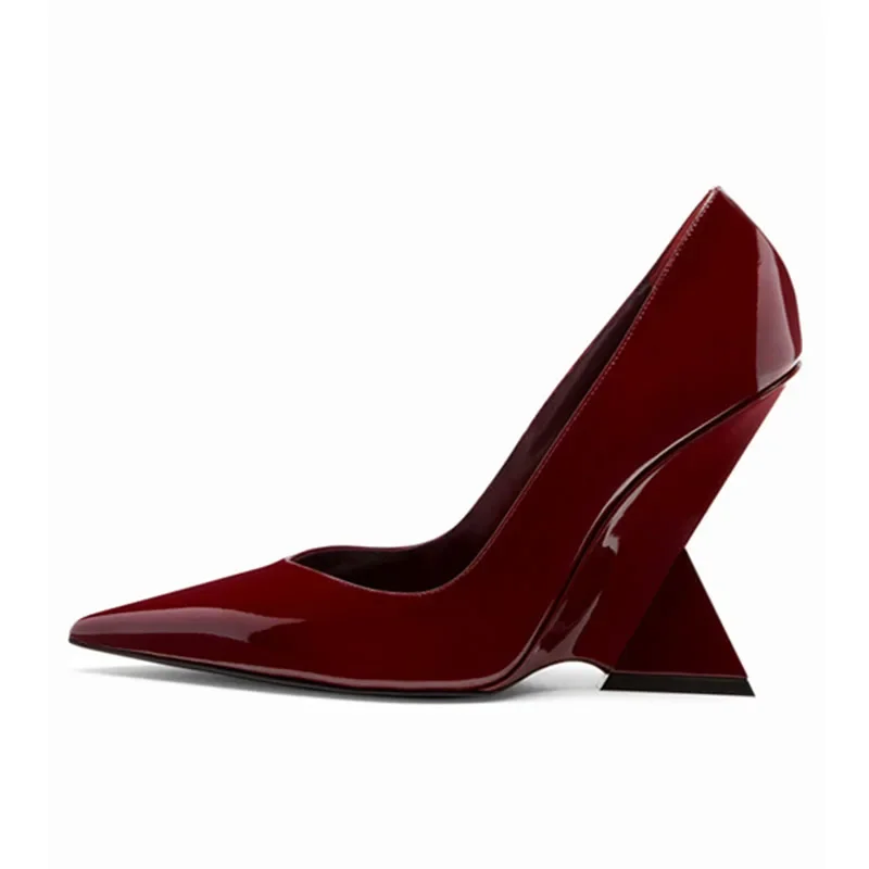 Arden Furtado/2024 летние туфли из лакированной кожи на танкетке элегантные