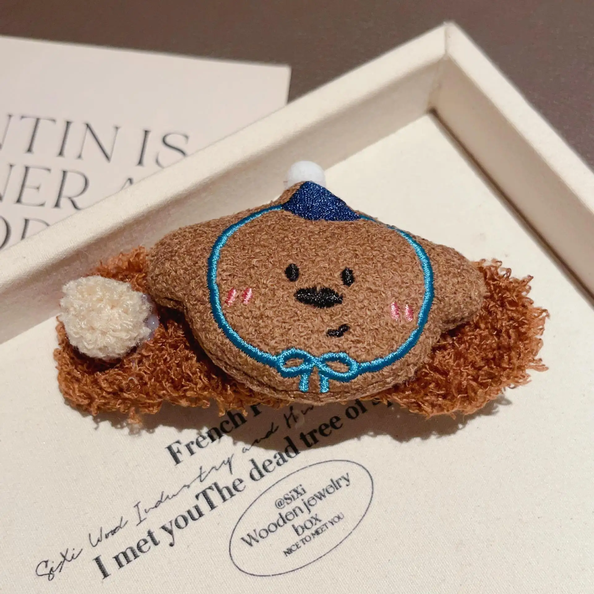 Осенне-зимняя милая плюшевая заколка для волос женщин 2024 новый элитный стиль