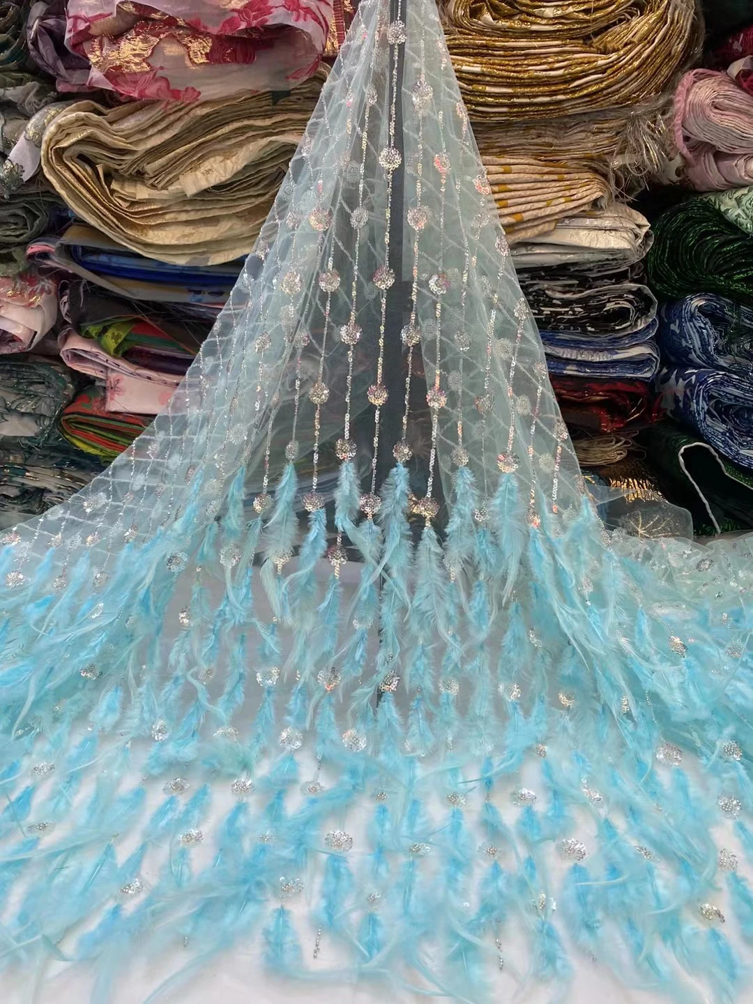 

Горячая Распродажа африканская вышивка блестками с настоящими перьями, высокое качество с великолепной сетчатой тканью, французская Тюлевая сетчатая ткань