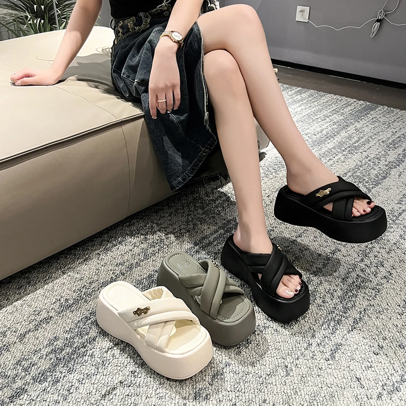 Designer 7CM Platform Sandals Summer 2023 NEW Metal Wedge Heels Beach Slippers Woman Thick Bottom Slides for Women Flip Flops