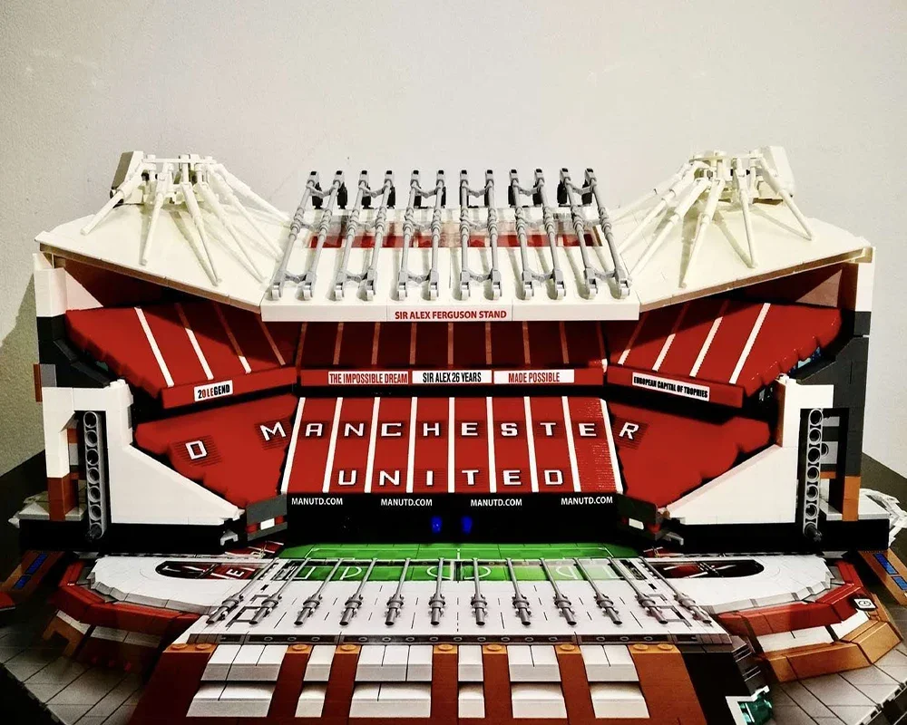 Старый флафорд Манчестер модель футбольного поля стадион строительные блоки