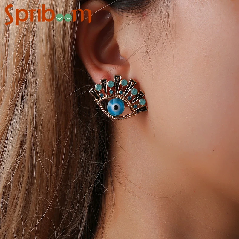 

Blue Eye Stud Earrings for Women Rhinestones Evil Eye Vintage Earring Temperament Lady Party Jewelry Female Accessories Gift