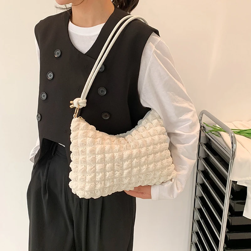 High-quality Lightweight Large Tote Bag Armpit Bag Soft Cloud Cotton Candy Women's Designer Handbag Gentle Shoulder Bag Korean