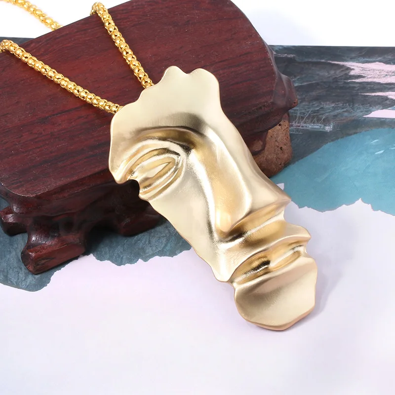 

Vintage Punk Cool Half Face Metal Necklace Abstract Artistic Face Image Light Luxury Long Necklace For Women Men Sweater Chain