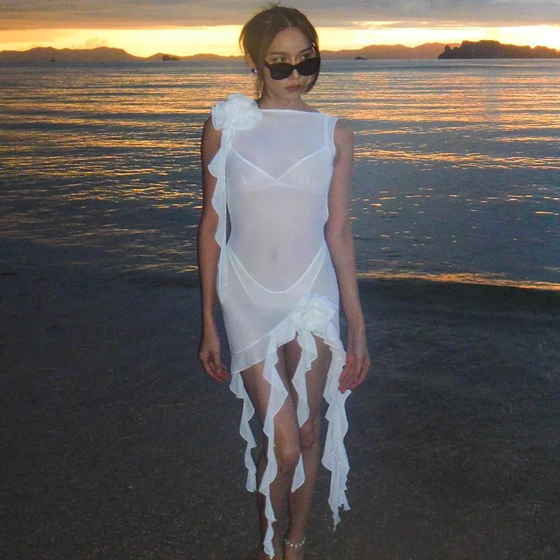 

Featuring the new womenswear sheer mesh sexy open-back lace-up paneled wood ear dress