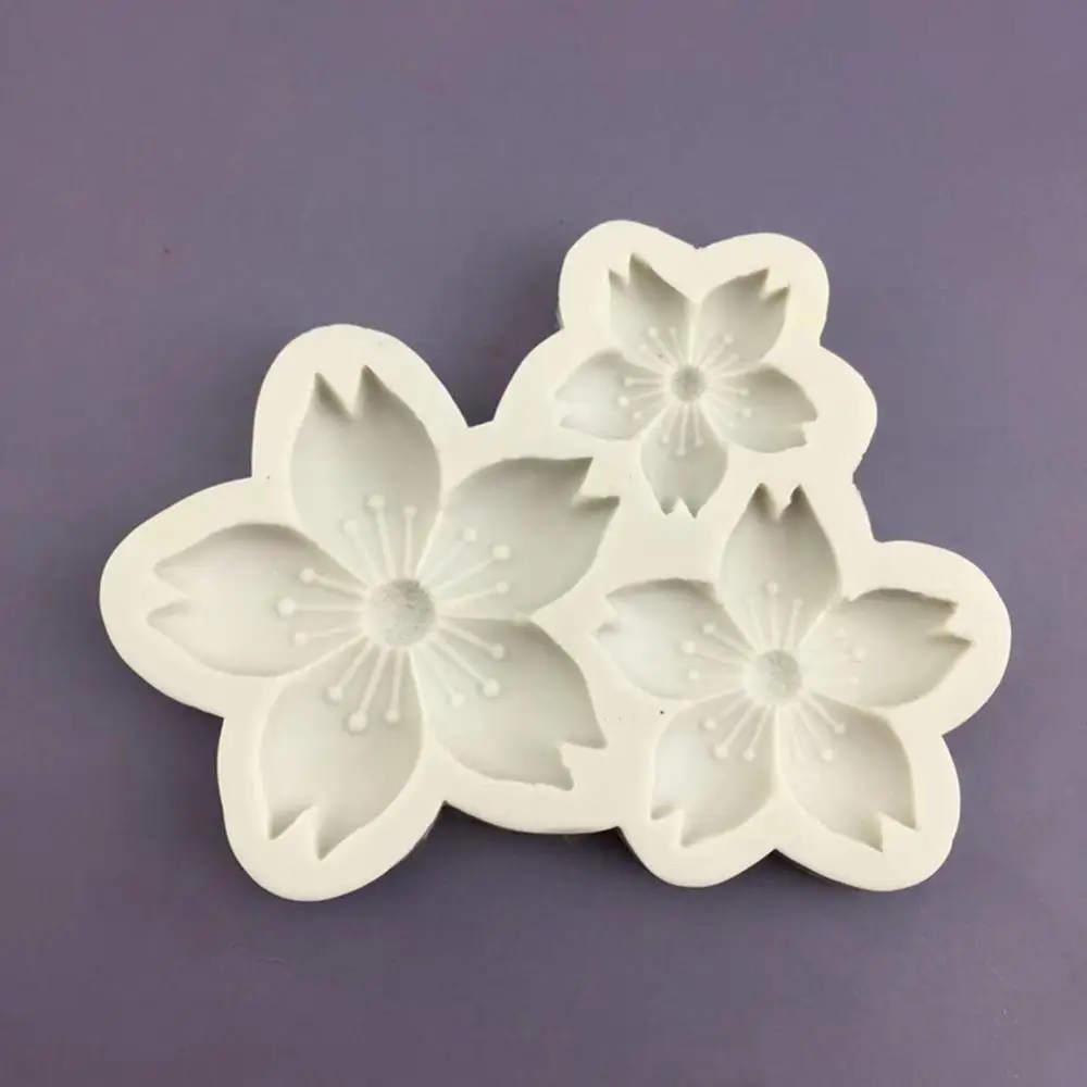 

High Temperature Resistance Silicone Mold With Cherry Blossom Shape Household Cake Decoration Easy To Clean Multifunctional
