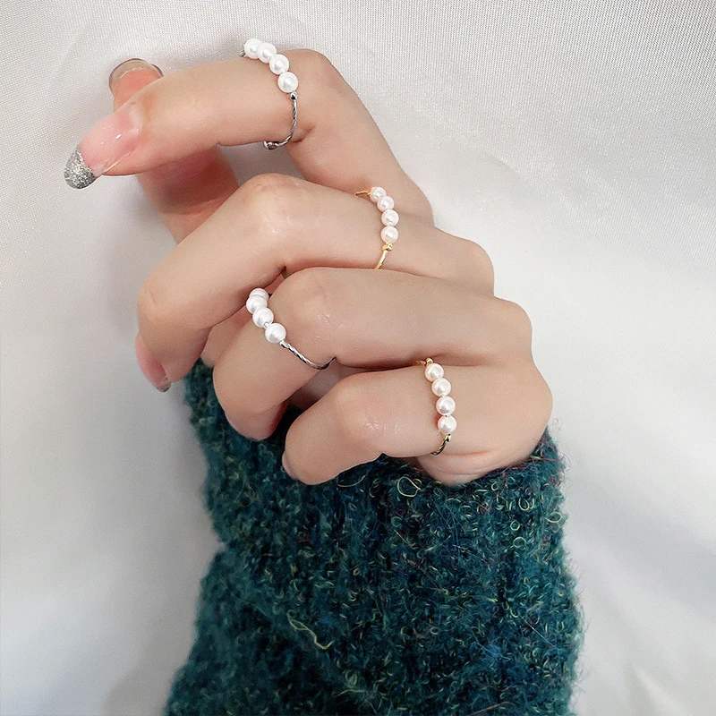 

Kpop Minimalist Pearl Ring for Women 4 Pearls Beaded Finger Rings Anxiety Party Jewellery Open Luxury Gold Silver Anillos Bijoux