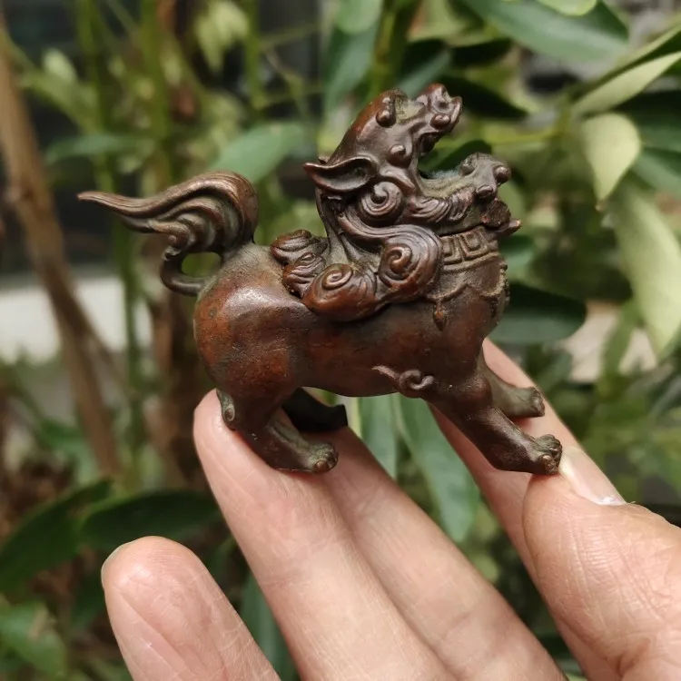 

Antique miscellaneous collection, Rui beast copper stove, small tea ceremony, copper art carving, casting foxy dragon beast ince