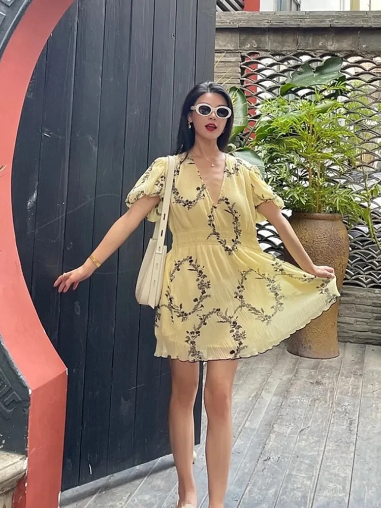 

Pleated Mini Dress Women's V-Neck Floral Print Puff Sleeve Slim Waist Ladies Sweet Short Robes 2023 Spring Summer