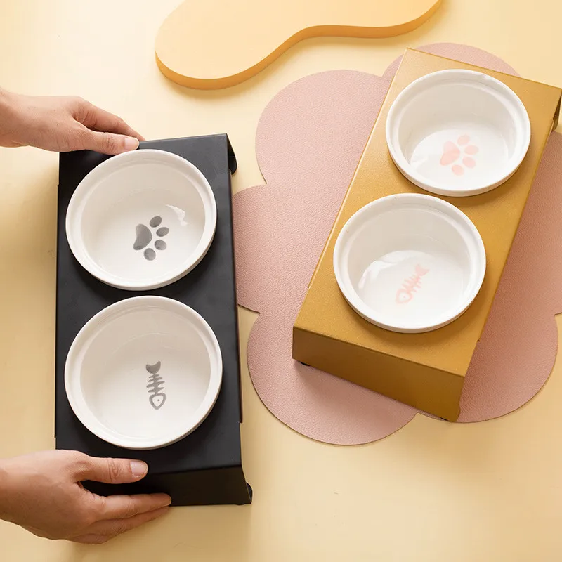 

Мультяшная миска для собак, железная рама, кормушка для кошек, керамическая двойная миска для собак, щенков, кошек, кормушка для домашних жив...