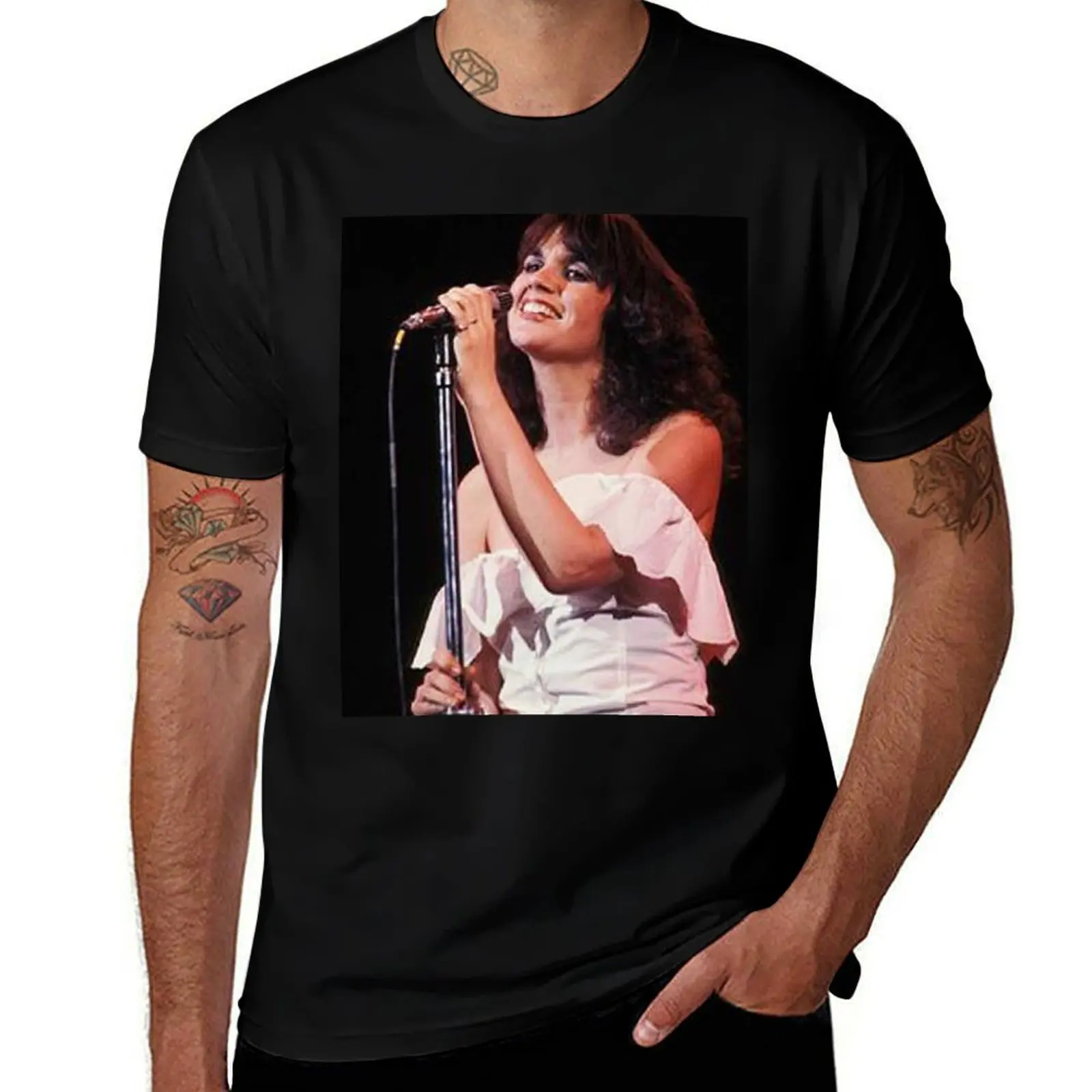Фото Футболка Linda Ronstadt Beautiful Art для работы на открытом воздухе №1