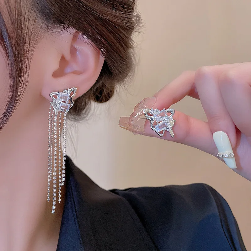 

Asymmetrical Rhinestone Tassel Drop Earrings For Women Girls Cute Trendy Crystal Chain Korean Earring