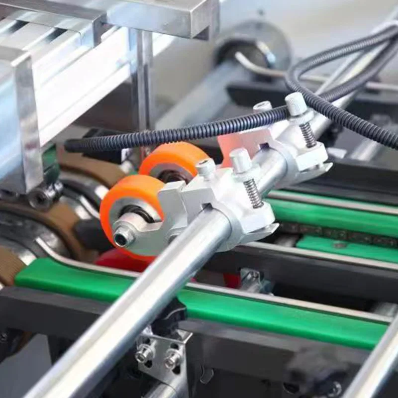 Полностью автоматическая высокоскоростная бумажная формовочная машина для еды