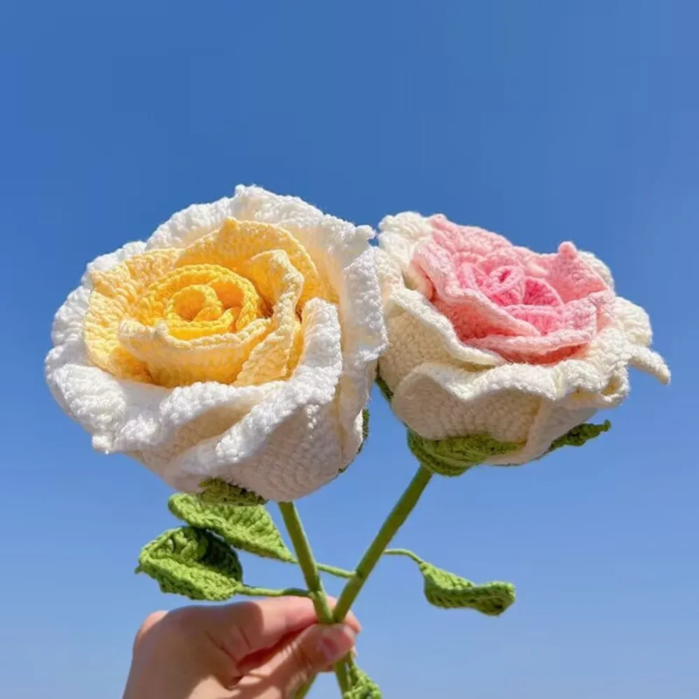 

Simulated Handmade Oversize Rose Artificial Flowers Finished Wool Knitting Rose Crochet Home Bouquet Decorations Holiday Gifts