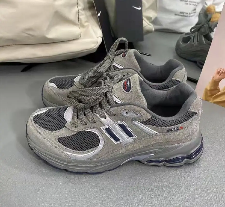 

2022 New Classic Design Brand Shoes For Men Women Soft Flats Sport Sneakers Tennis Shoes Mens Casual Shoes