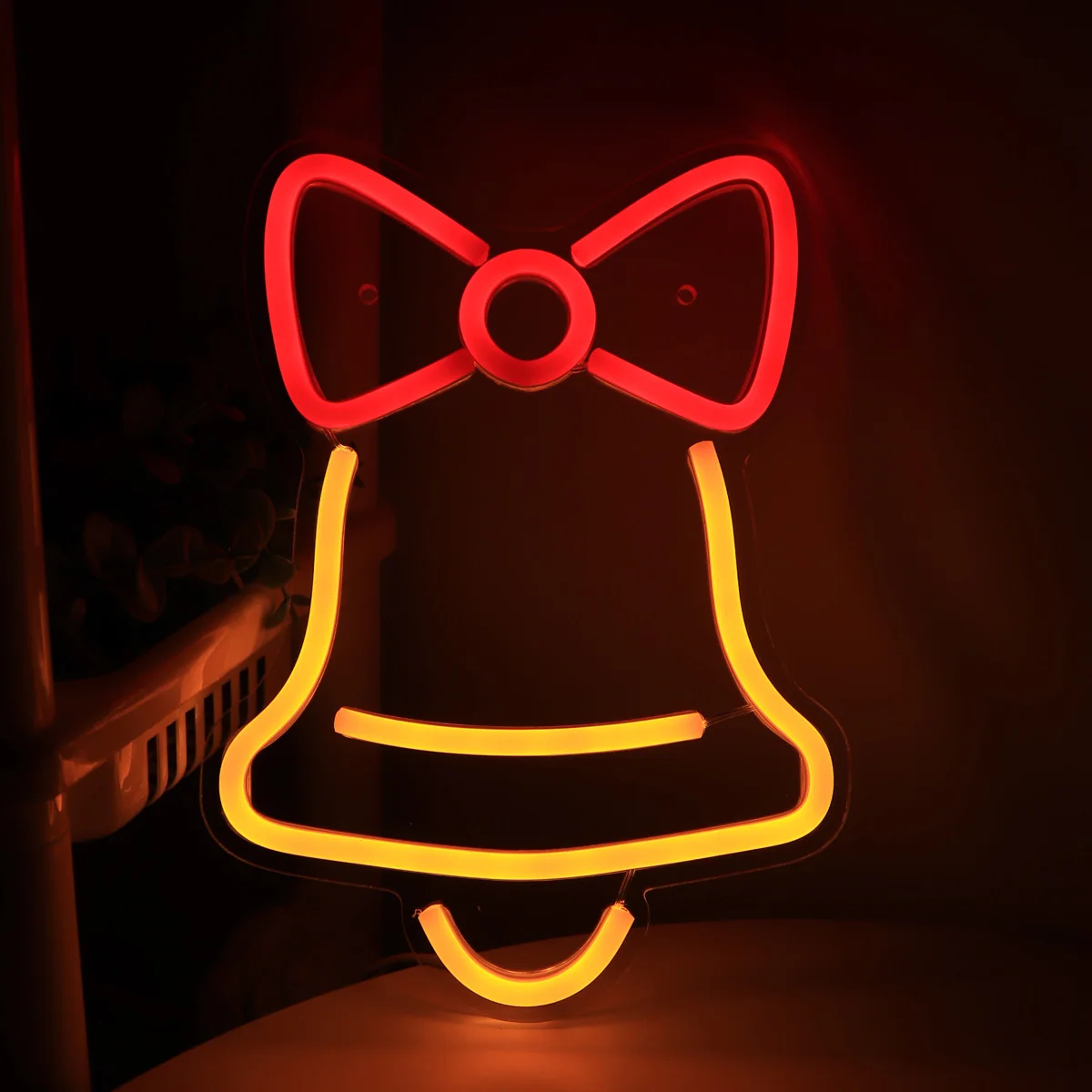 Рисунок 6 - Рождественская настенная неоновая