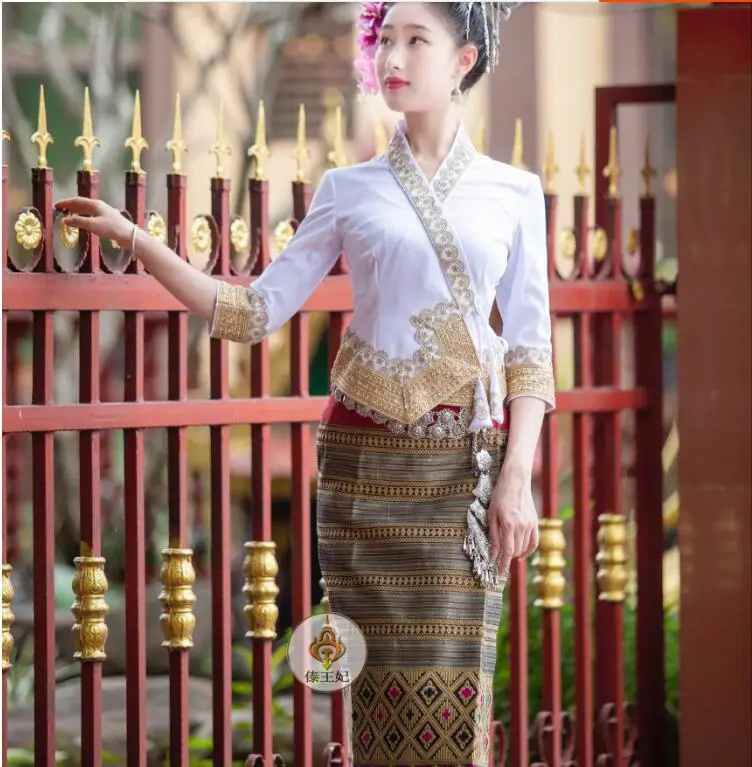 Traditional Dai Clothing Women's Dress New Style Spring Embroider Include Tops Skirt
