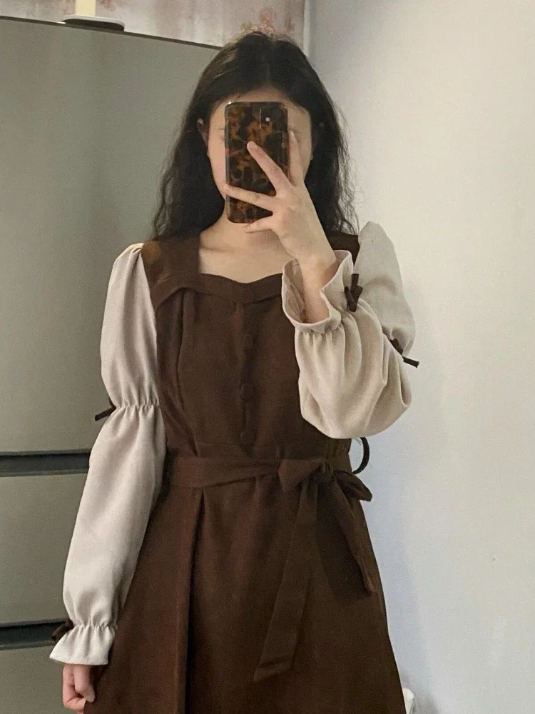 Женское винтажное платье миди