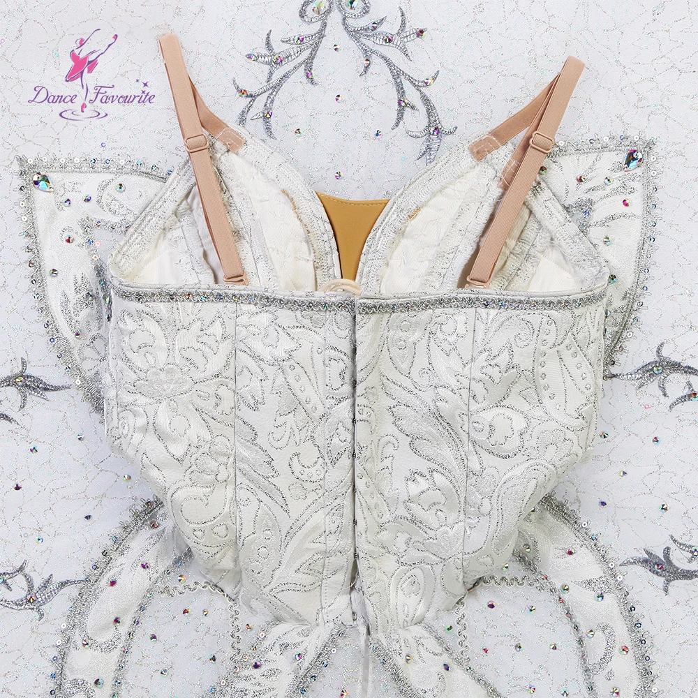 B25005 Белая профессиональная пачка с серебряной отделкой серебряная изображением