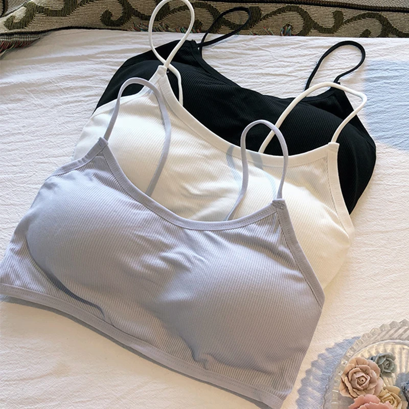 Бюстгальтер для йоги с мягкими чашечками и тонкими лямками |