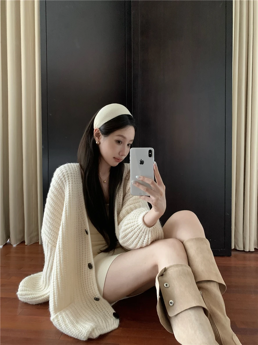 Толстый свитер цвета хаки с v-образным вырезом верхняя одежда женский