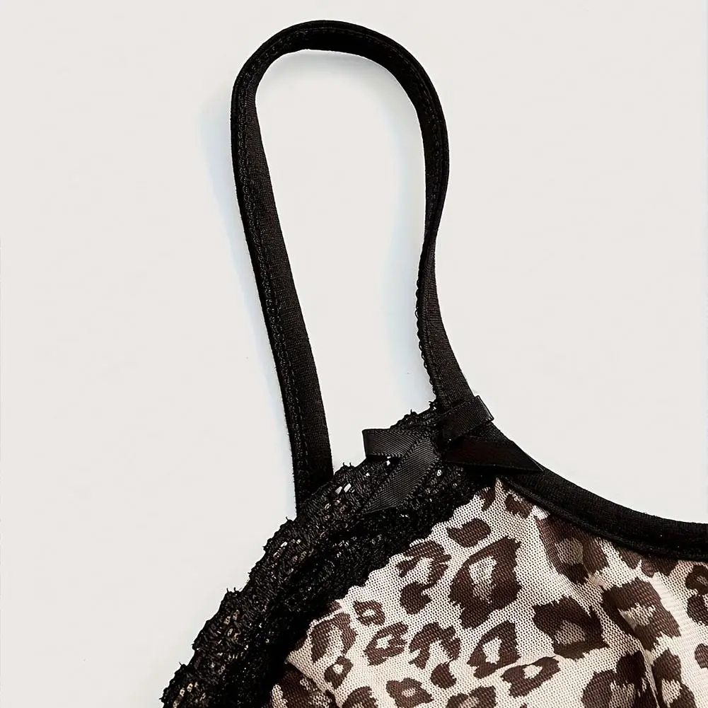 Женская майка с леопардовым принтом