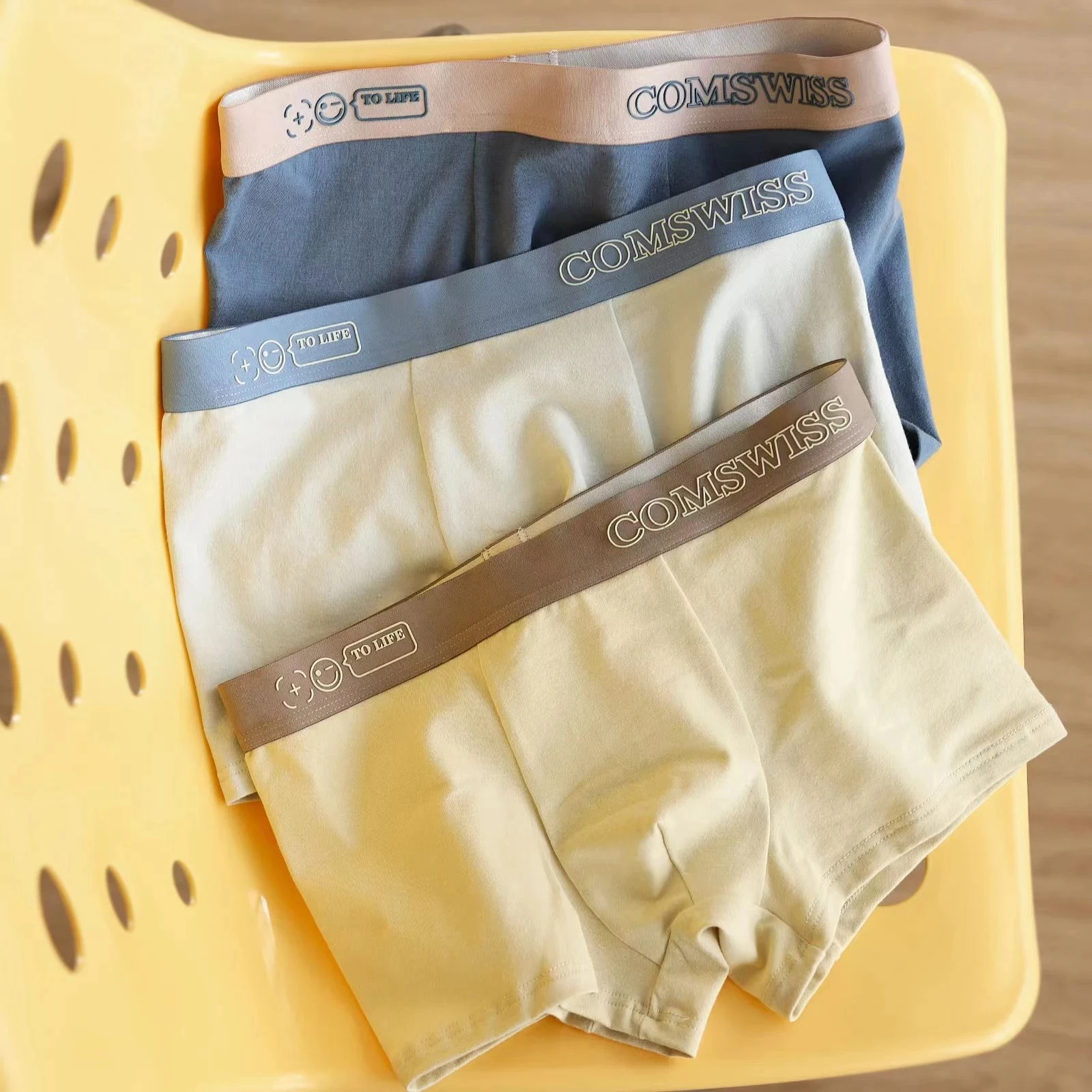 2023 Fashion Cotton Men's Breathable Comfortable Soft Simple Boys Solid Letters Underpants Underwear With Flat Bottom Stripes