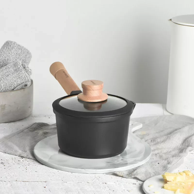 

Baby Food Supplement Pot Non-stick Milk Pot No Oily Smoke Pan Wooden Handle Open Flame Heating Kitchen Cookware Clay Pot