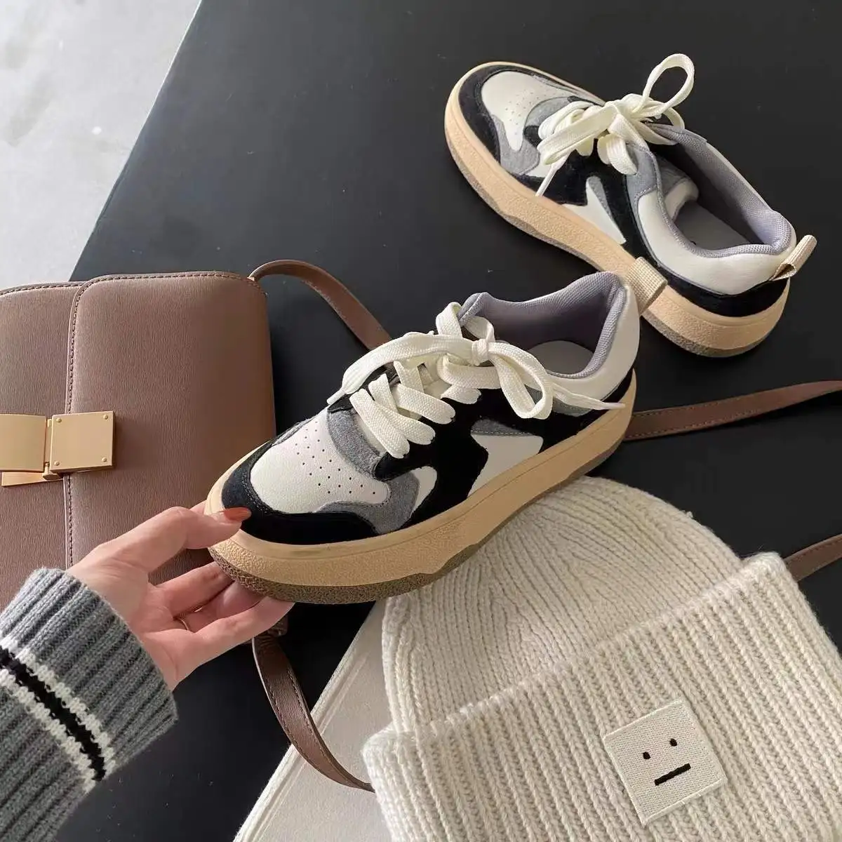 

Shoes Men And Women B Color 78