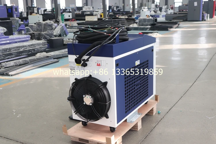 Аппарат для лазерной очистки и удаления ржавчины 2000 Вт