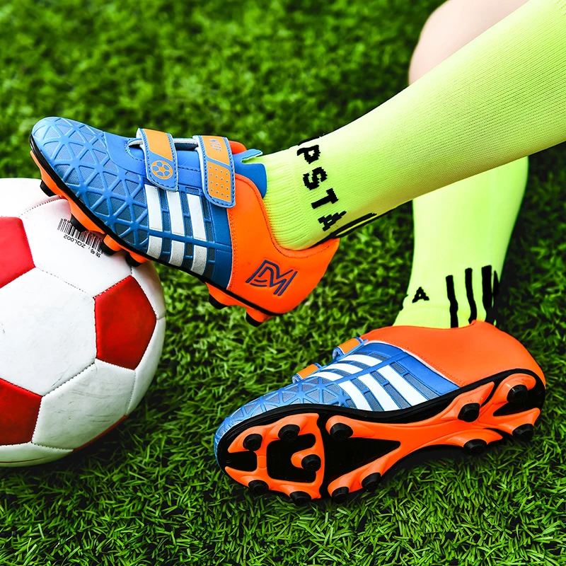 New Children's Football Shoes FG/TF Ankle Boots Non-slip Boys Girls Football Shoes KIDS Five-a-side Athletic Football Training