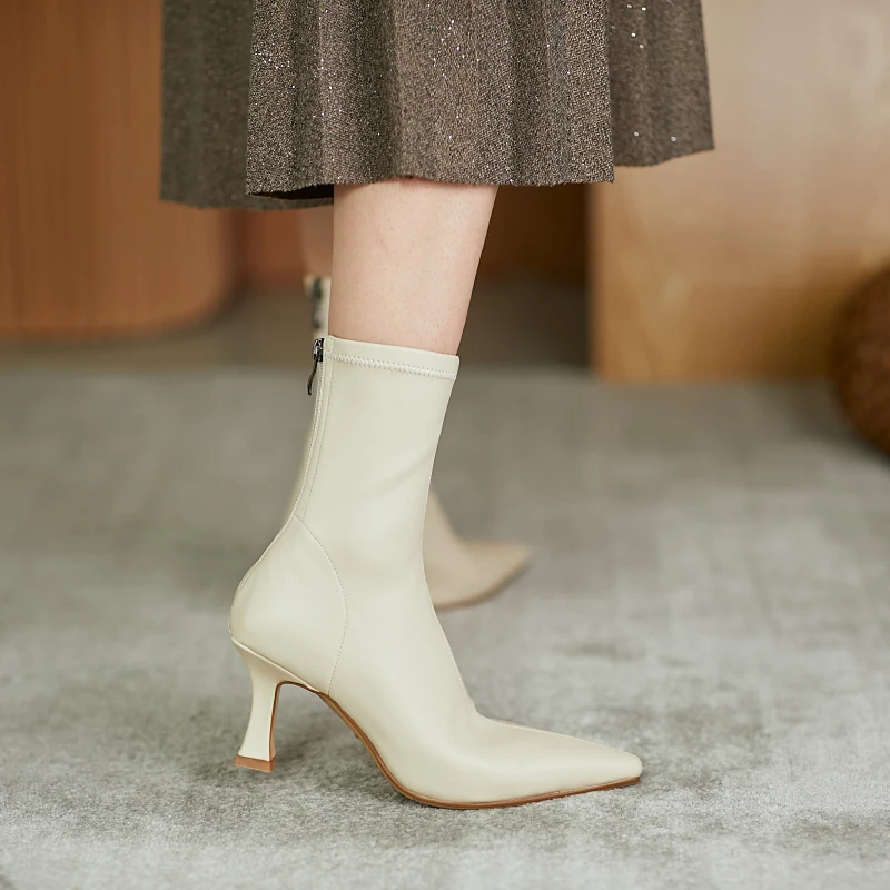 

Короткие женские ботинки на высоком каблуке Новинка Осень-зима 2023 темпераментные эластичные облегающие ботинки на тонком каблуке с застежкой-молнией и острым носком для женщин