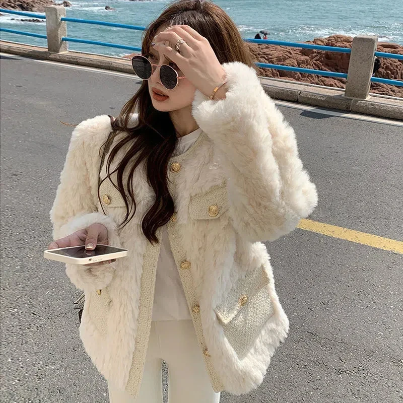 

2023 Autumn Korean Fashion Lamb Wool Coats Luxury Women Streetwear O-Neck Faux Fur Jackets Female Winter Thick Warm Plush Coat
