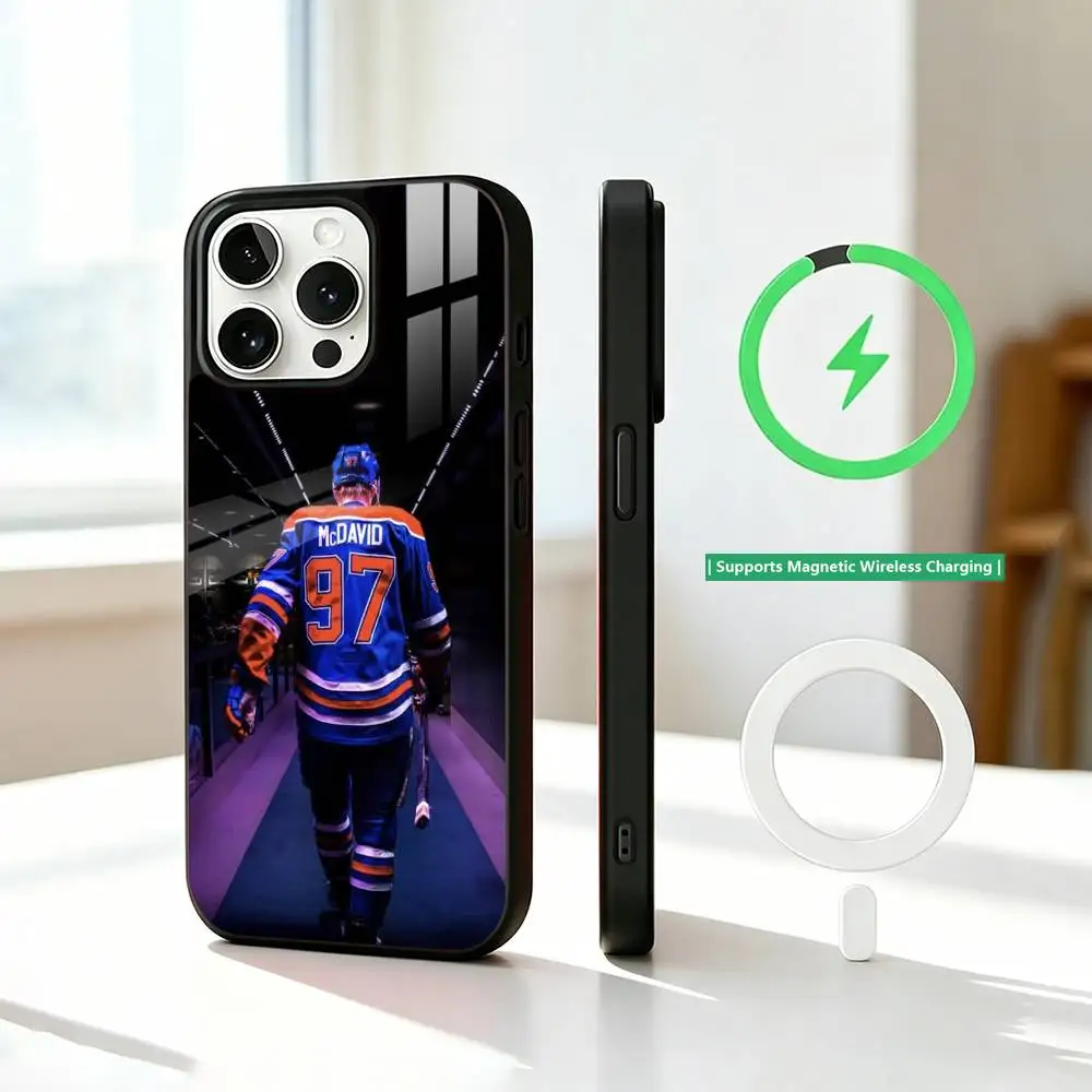 Фото Чехол для телефона Hockey C-Connor McDavid для iPhone 17, 16, 15, 14, 13, 12, 11 Plus, Pro с поддержкой магнитной беспроводной зарядки №4