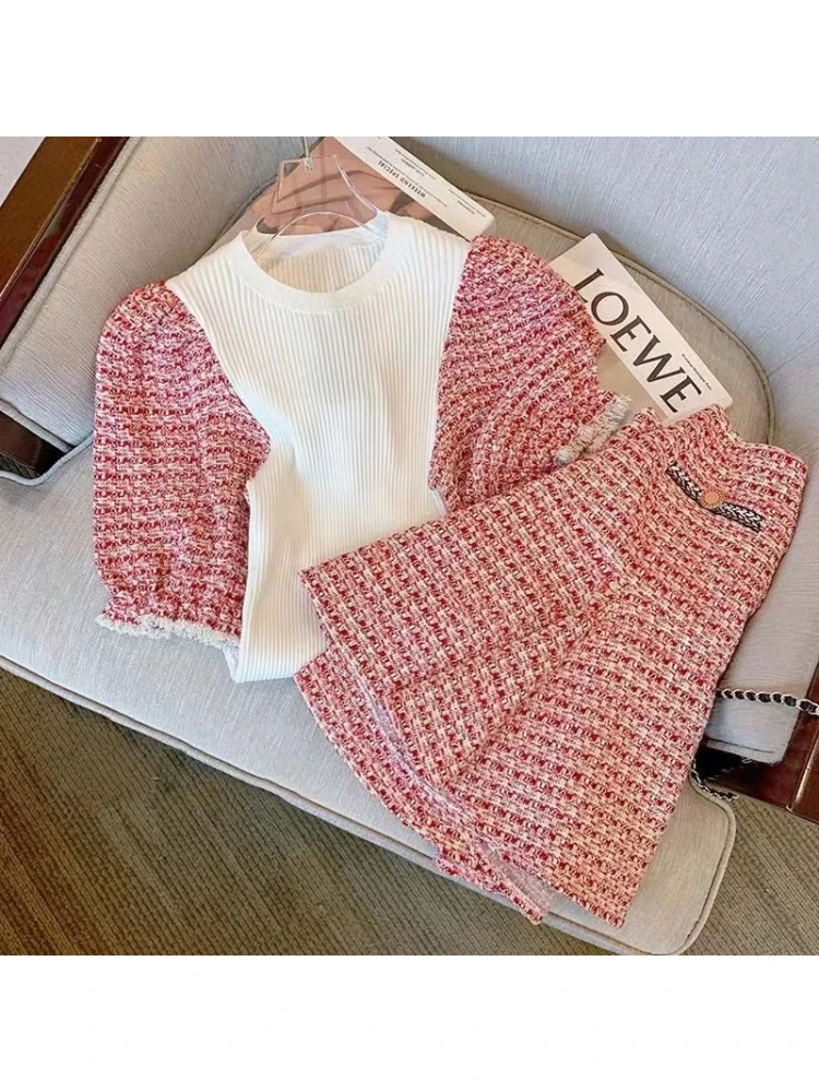Red Plaid Knitted T-shirt Skirt Suit Women's Summer New Stitching Contrasting Slim Short-sleeved Top Short Skirt Two-piece Set