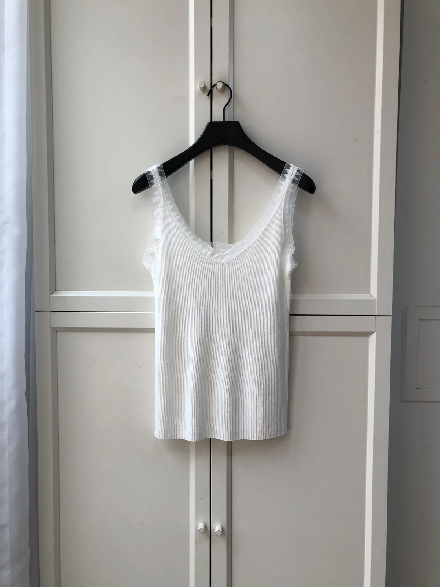 

2023 spring and summer women's clothing fashion new Lace Knitted Vest 0504